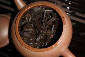 廖福散茶是越南的普洱茶菁。六十年代廖福散茶茶料选用优