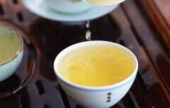 台地茶和古树茶的区别_鉴别古树茶与台地茶的七个技巧