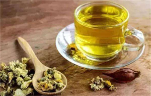 菊花茶的功效与作用喝菊花茶对身体的好处是什么