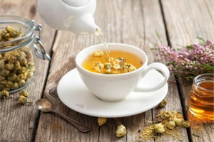 蜂蜜菊花茶的禁忌是什么蜂蜜菊花茶的功效与饮用禁忌