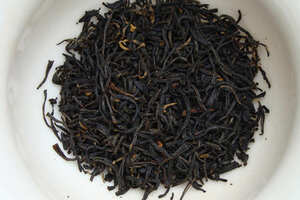 下列茶叶产于安徽的是