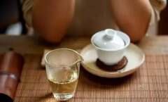 女人喝白茶的好处_女性喝白牡丹茶的6大功效