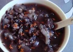 黑米粥的功效与作用及禁忌，黑米粥的做法
