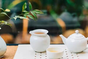科学饮茶——阴天和晴天，哪个适合喝茶？
