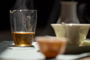 泡茶丨用什么水泡茶最好？（什么是一泡茶二泡茶）