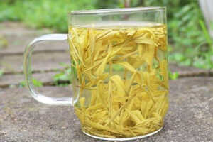 黄金芽茶叶价格一般在多少_580～8000元左右一斤