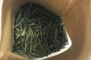 竹叶青茶400块钱一斤