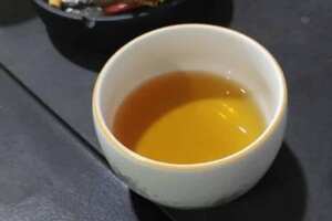 羊脂玉白瓷杯喝茶的好处_羊脂玉水杯的功效与作用