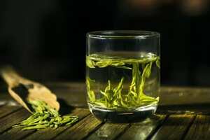 龙井是绿茶么（龙井茶属于红茶还是绿茶?）