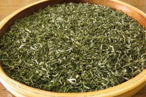 【茶功效】毛尖绿茶的功效与作用毛尖绿茶的禁忌