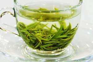 【茶功效】喝绿茶叶水的好处和坏处