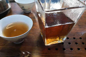 湖北青砖茶多少钱一斤_青砖茶的价格及收藏价值