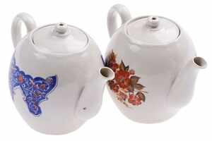 茶壶是陶瓷好还是紫砂好？（茶壶是陶瓷好还是紫砂好）