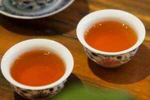 红茶加蜂蜜的功效_蜂蜜红茶的做法和禁忌