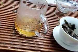 福鼎白茶的二十种好处，长期喝福鼎白茶有什么效果？