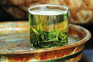 花茶和绿茶有什么区别？哪个好？