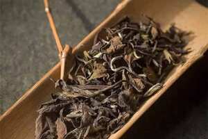 白茶的基础风味特征，是鲜醇甘爽。