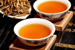 长期喝滇红茶会产生副作用吗？