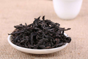 岩茶是红茶吗？它和红茶有什么不同？