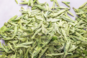 龙井茶绿茶的茶多酚含量（抹茶和绿茶的茶多酚含量）
