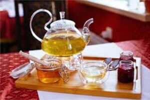 喝生普洱茶能减肥吗,生普能减肥的原因与它的成份有关