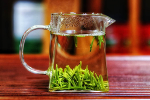 喝绿茶能清肠胃吗？能（肠胃不好能喝绿茶吗?）