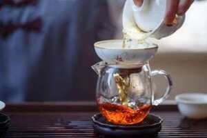 春天能喝红茶吗（春天能喝红茶吗?春天喝什么茶较好?）
