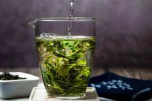 喝绿茶还是红茶（喝绿茶还是红茶好）