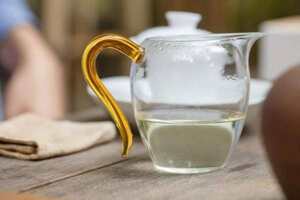铁观音茶与绿茶对身体哪个好些