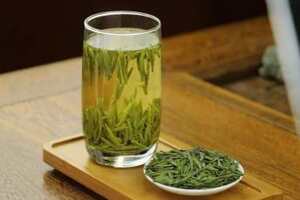 乌龙茶和绿茶可以一起泡吗（乌龙茶和绿茶可以一起喝吗）
