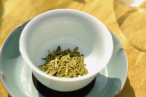 春茶的第一口“香水”，西湖龙井茶