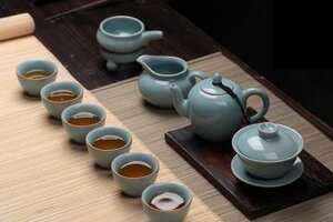 昆明的九道茶饮茶时有九道程序