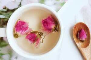 玫瑰花茶用多少度水泡