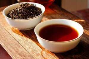 茶叶的功效与作用及营养价值（绿茶茶叶的功效与作用及营养价值）