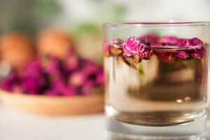 泡茶玫瑰花能吃吗