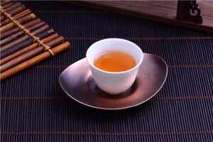 茶具大比拼，哪种茶具最适合泡茶