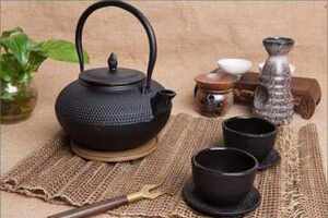 茶具的鉴赏之金属茶具（景泰蓝茶具是金属茶具吗）