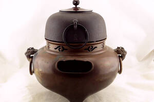 细赏日本茶具之美：暗合五行的日本茶具风炉