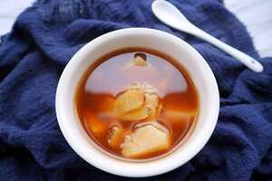 姜水泡红茶的功效与作用（石榴水泡红茶的功效与作用）