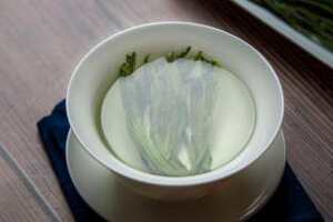 黄山太平猴魁茶的冲泡投茶方法，冲泡水温又是多少