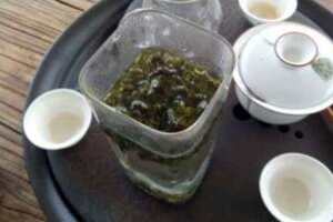玻璃杯泡绿茶的茶艺步骤