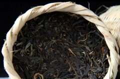 10年古树茶多少钱一斤