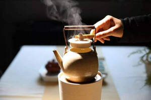 在寒冷的冬季，茶人会做些什么