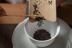 正山小种红茶的功效与作用禁忌（正山小种红茶的功效与作用及禁忌）