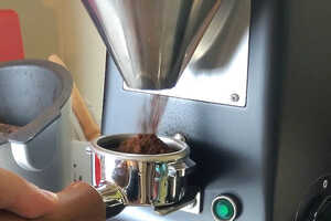 咖啡拿铁怎么做（拿铁咖啡的制作比例）