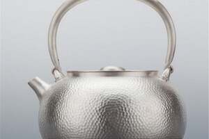 为什么茶艺师自用都爱这一把银壶？