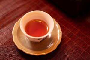 茶具泡茶步骤（茶具的使用方法和泡茶）