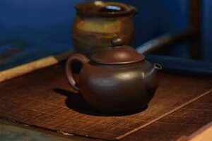 为什么说建水陶和普洱茶是绝佳的一对？