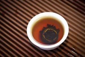 喝青柑普洱茶的好处和坏处（女性喝青柑普洱茶的好处）