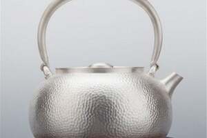 银壶与各材质茶壶泡茶之间有什么区别？